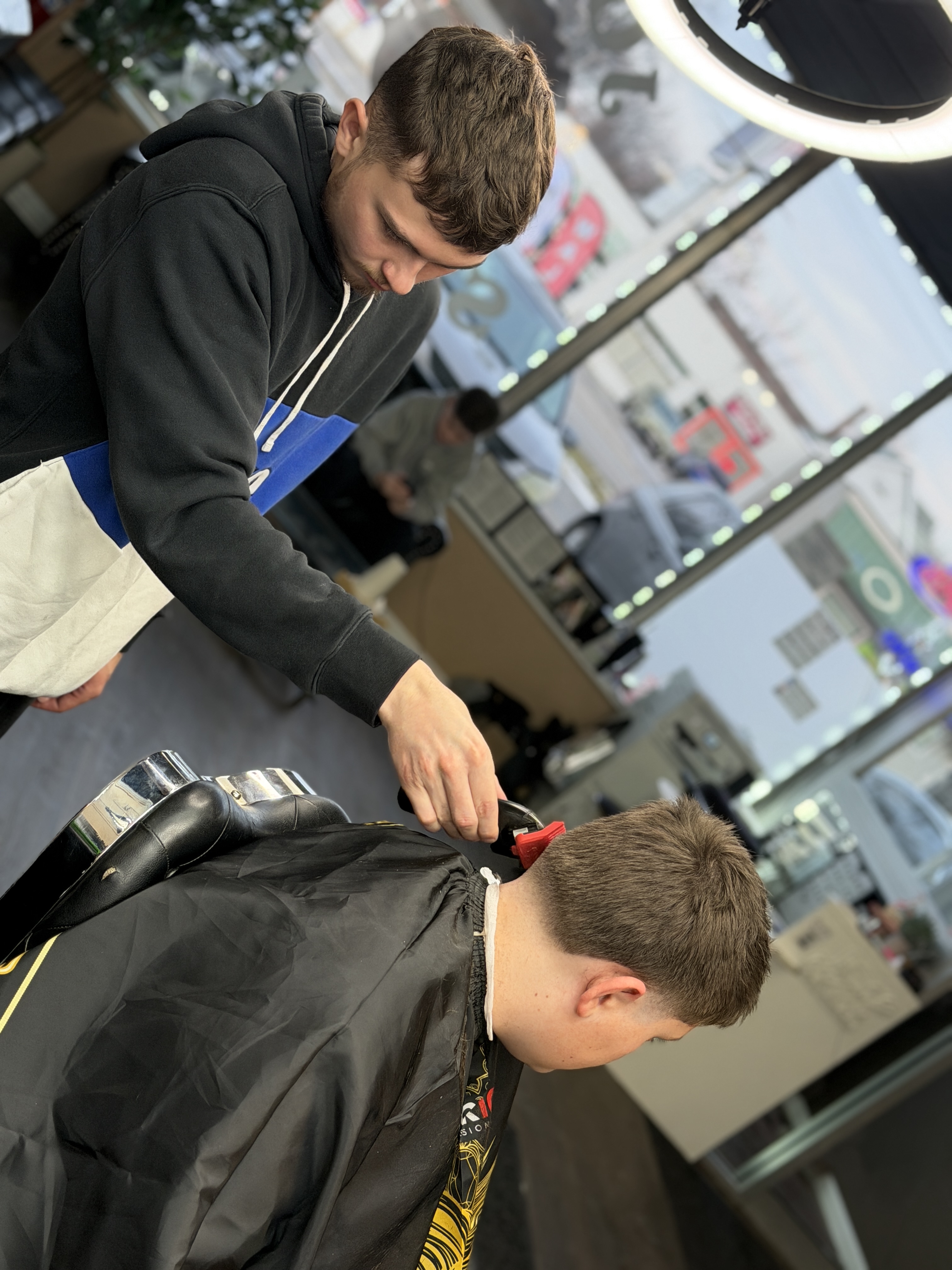 Anthony — precision lineup on a young client